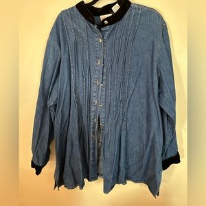 Vintage denim coat /velvet sleeves and collar